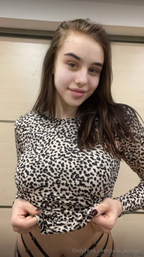 Free subscription only today emily_4u she s so kinky for her age but part 5 