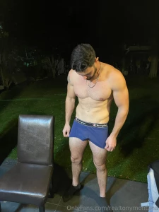 Look how powerful i am i can drain you for less than 5 minutes