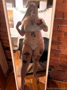 Hot stuff new video cumming tomorrow send me a dm to get 10 off