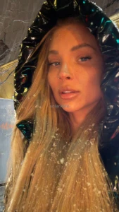 Merry christmas naughtiess spending it all alone this year would love