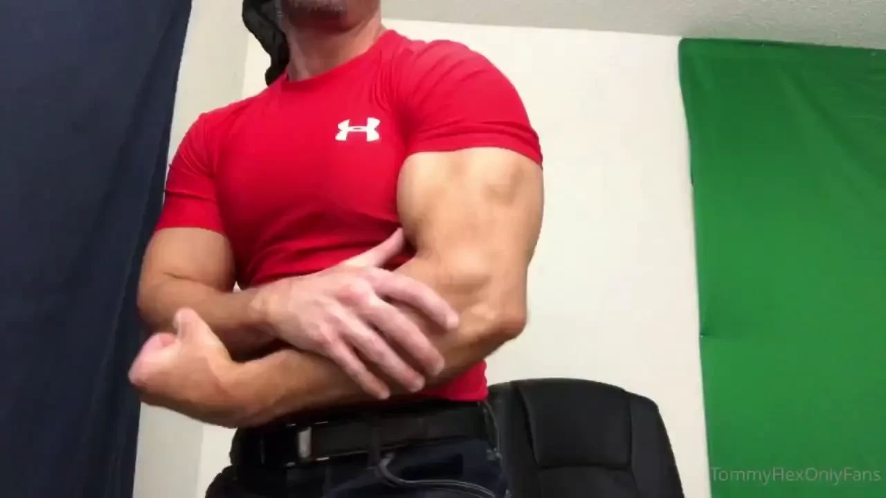 Chocolate covered muscles 11 44 