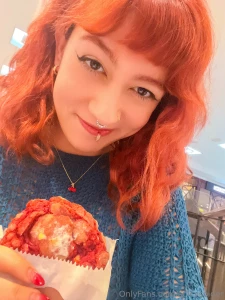 Hi babieeees i m getting ready for my second halloween party what