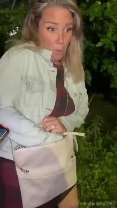 Lol i hope this makes your morning - the most hailley video ever 
