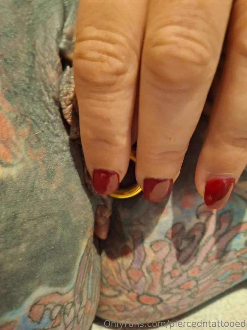 Hey fans here some pics and a video after i changed my fourchette from 