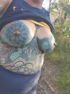 Hey fans just a few free ones for you guys