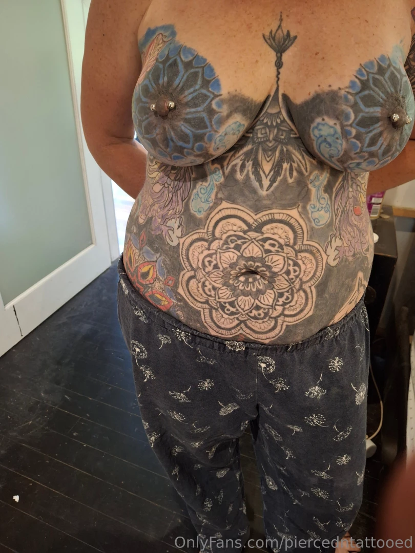 Just a morning booby shot for you all 