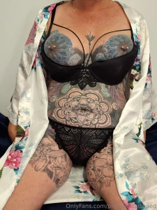 Hi fans if you have the time help me out by doing this poll so i can