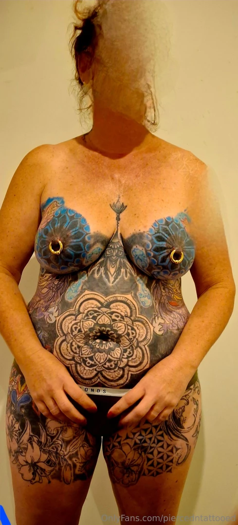 Hi fans it s time for some new ink to be added and i m having trouble 