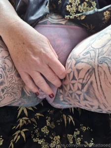 Just a dozen shots of my pussy full of heavy rings this was what i part 5