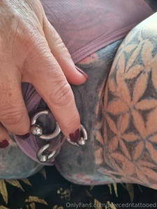 Just a dozen shots of my pussy full of heavy rings this was what i part 9