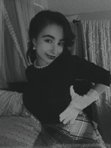 I need opinions do you think i pull off the vintage look would you be part 2