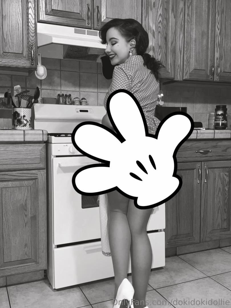 Would you go to war for me unlock mickey s hands for just 8 23 photos part 15 