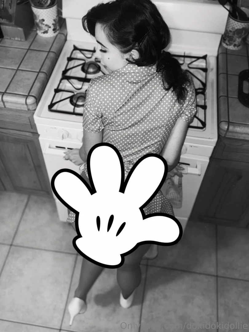 Would you go to war for me unlock mickey s hands for just 8 23 photos part 7 