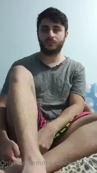 Look at me making my feet all wet and slippery feet face and more 