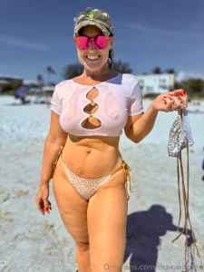 Happy titty tuesday so so hot the sexy milf mrs cora cox wet n wild