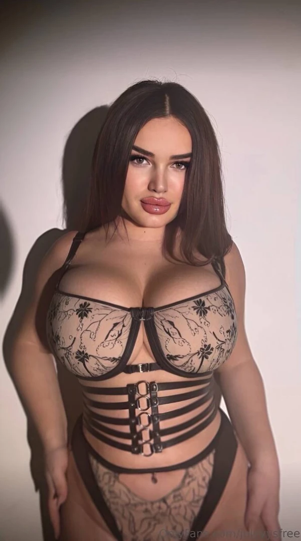 She s waiting for you julyyysfree sexy julyyysfree with big tits and part 1166 