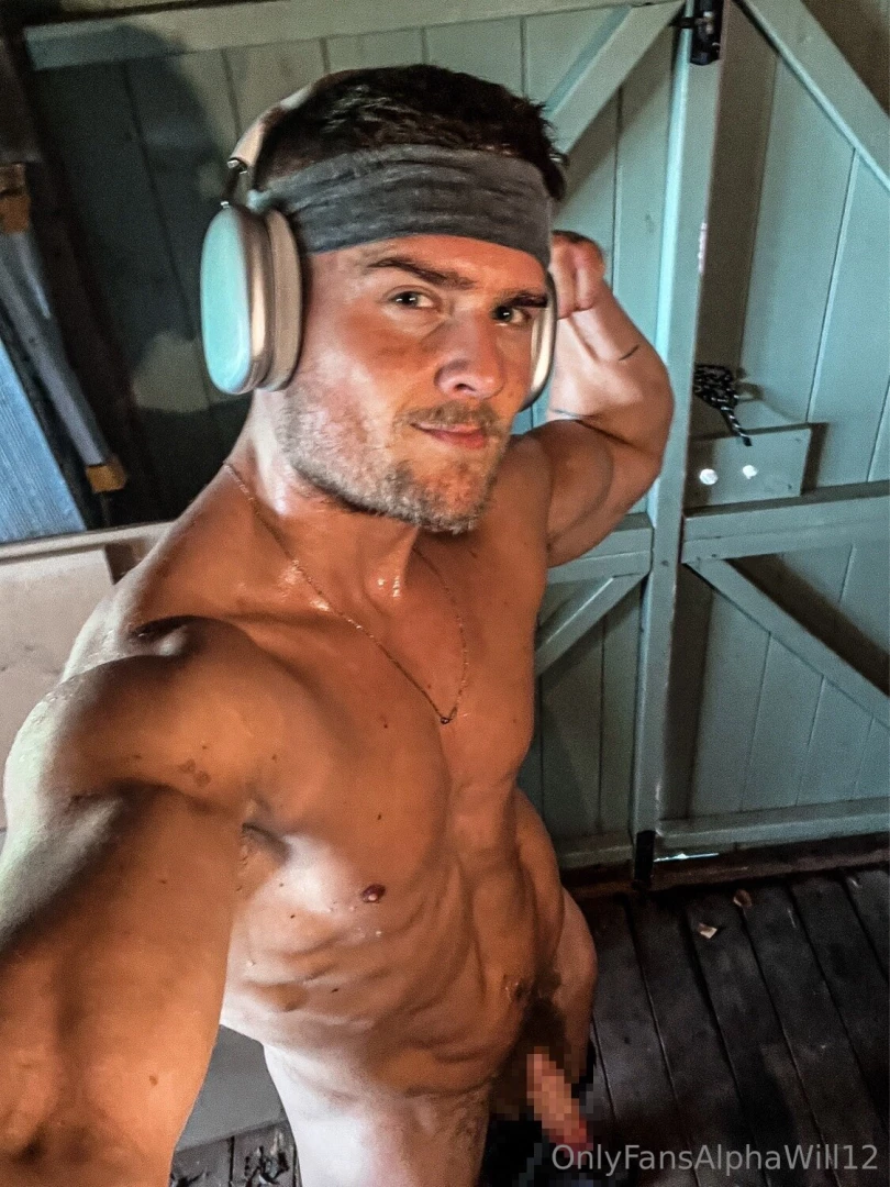 Cardio done now get down on your knees lick this perfect body and 
