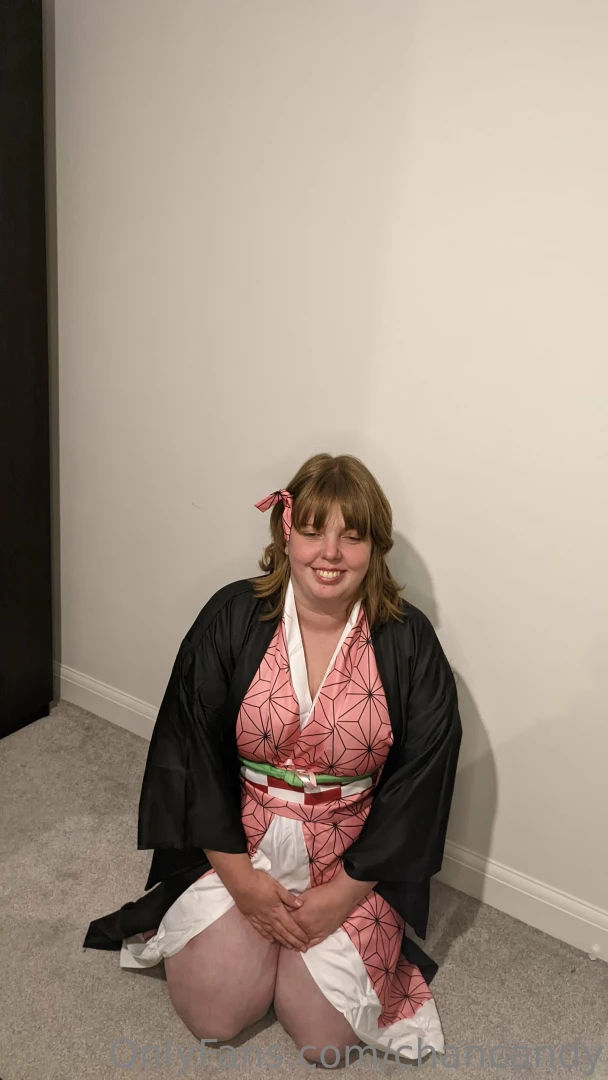 What do you think of this cosplay of nezuko kamado off demon slayer part 1 