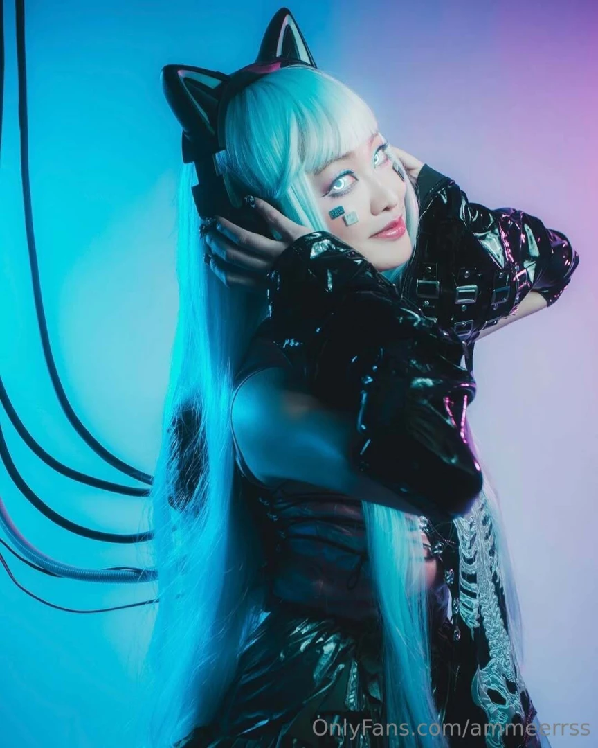 Brining cyberpunk catgirls back in 2025 