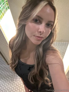 Ready for the weekend subscribe to my vip page for 50 off today only