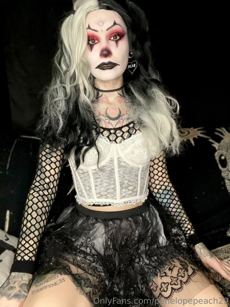 Honk honk are you enjoying my goth clown look part 5 