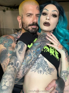 Getting relentlessly fingered by leeaxe666 then using my vibrator