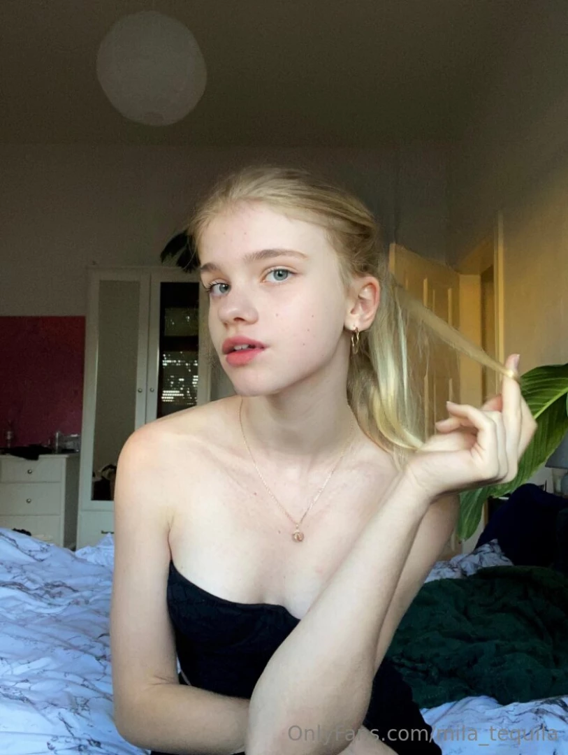 Pretty kitty whitetkitty this hot kitty whitetkitty has been alone for part 22 