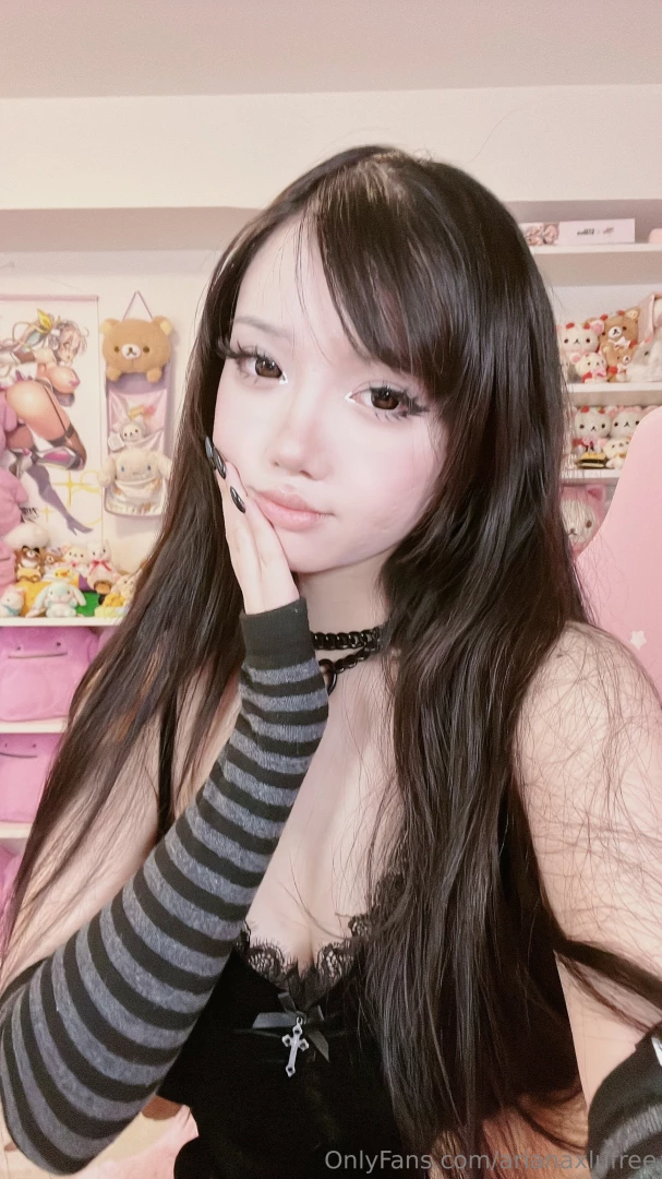 Can you tell what my favorite color is sub to my vip page for explicit 