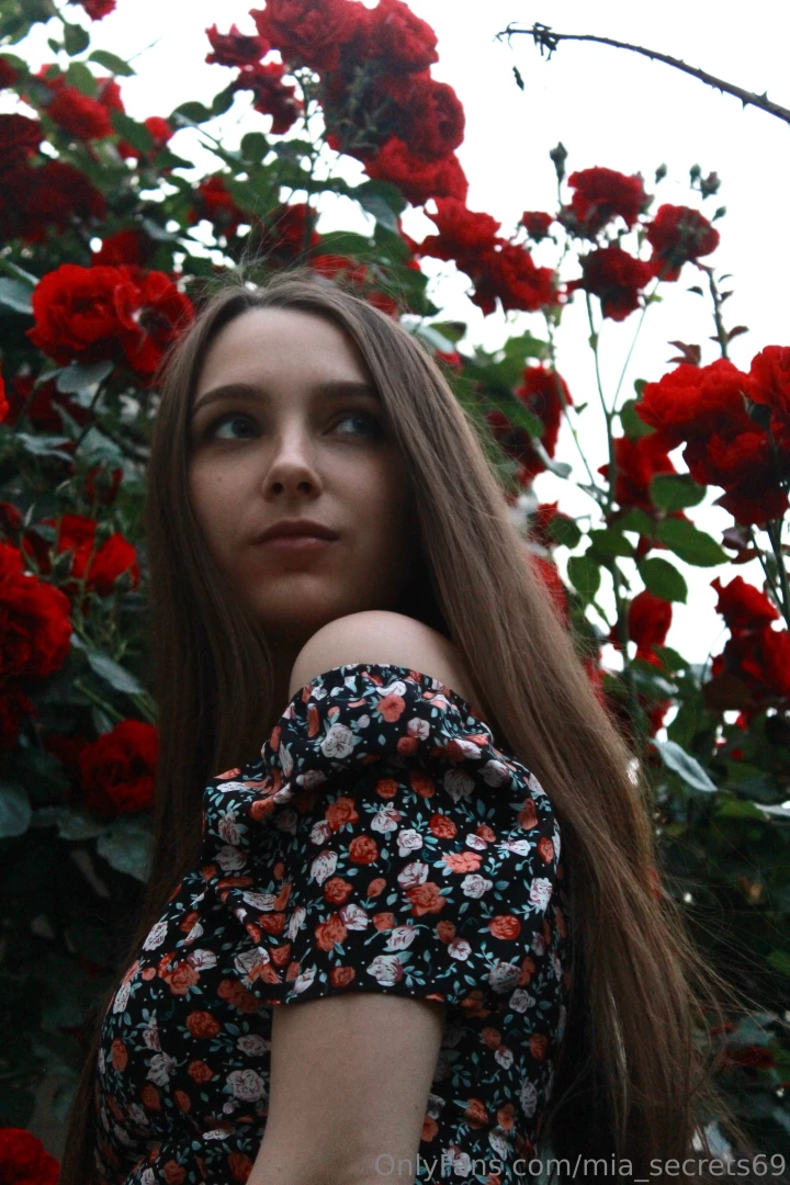 Diving into the ocean of flowers is my favorite part of spring every 