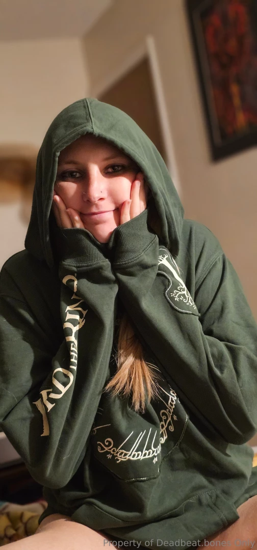Wonderful and amazing u145452825 got me this lord of the rings hoodie 