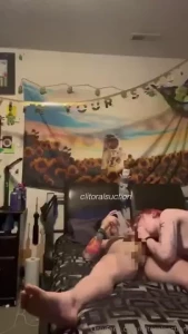 Let me suck ur cock while u pretend im not even there im such a whore