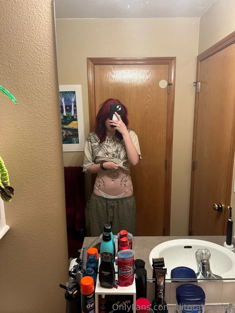 Ooo you wanna fuck me sooo bad ooo you wanna stuff me full of cock 