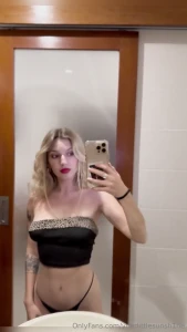 Omg i can t get it off do you want to help