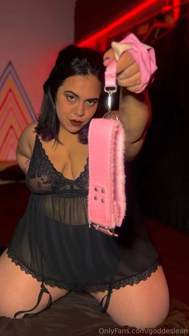 Do you want to be my puppy today give your goddess her tip and she 