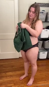 5 5min ggg s mean mom bought her holiday dress for photos too small