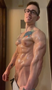 The body oil really off shows how much bigger daddy s gotten this year