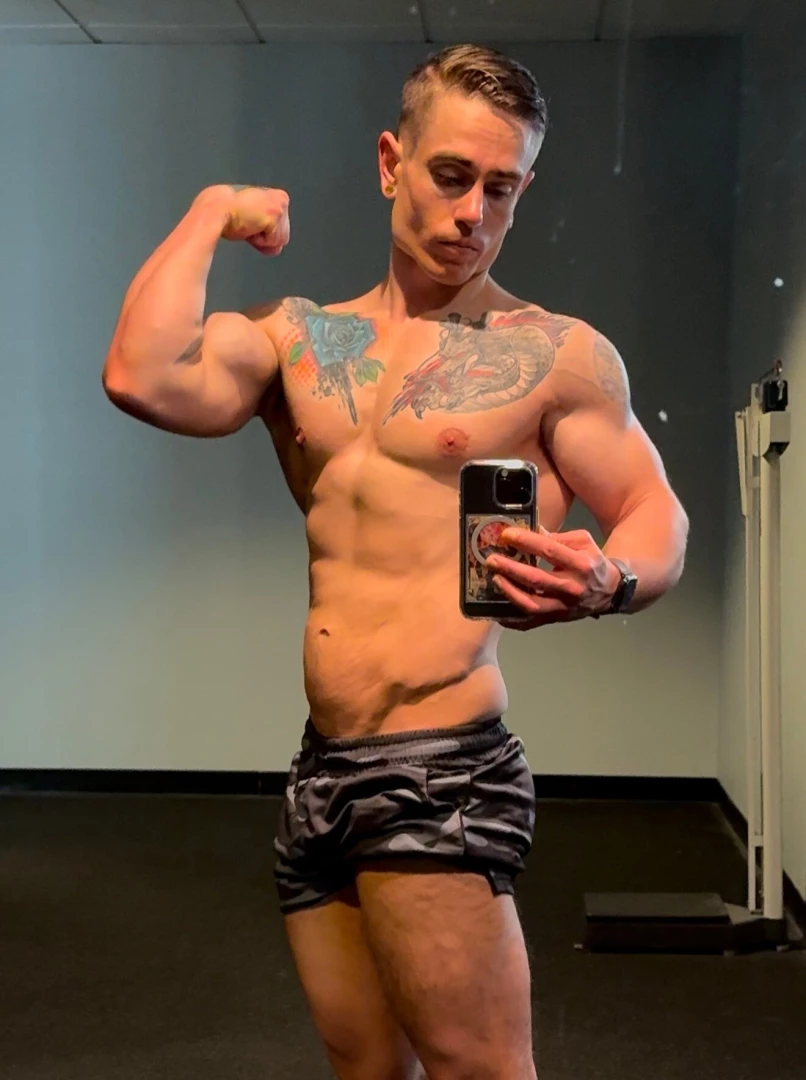 Daddy wasn t kidding i told you i was gonna keep getting bigger thank 