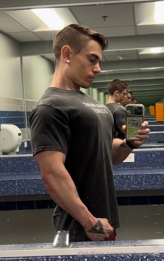 This bulk is intense daddy s muscles are looking fuller every day part 2 