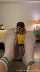 My feet sweat a lot when summer starts stinkyfeet fyp soles