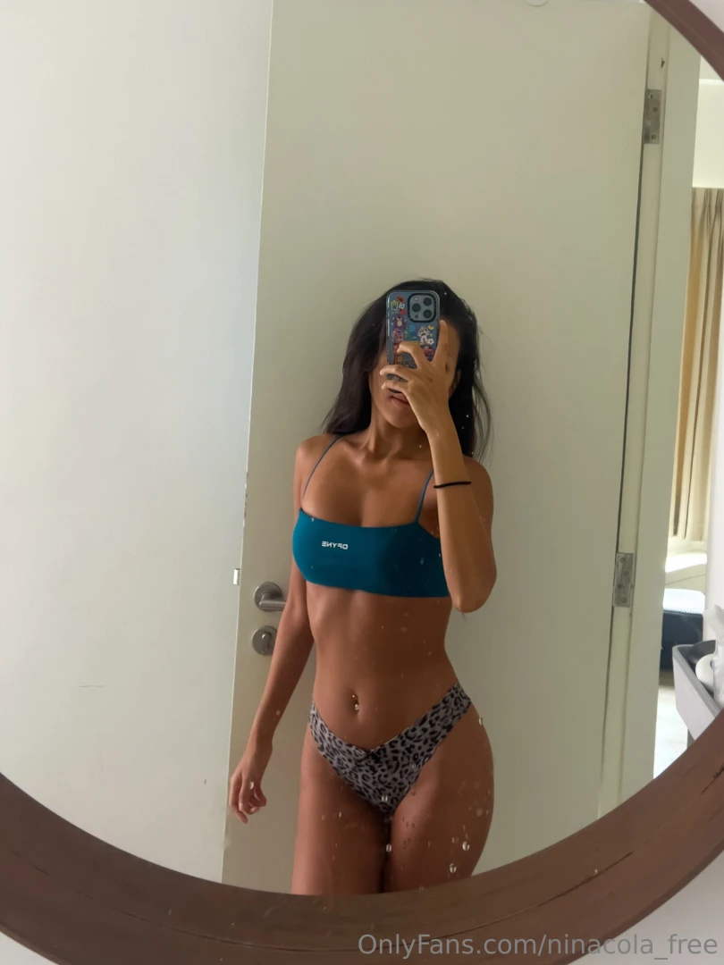 Roarrrr am i fuckable in this outfit 