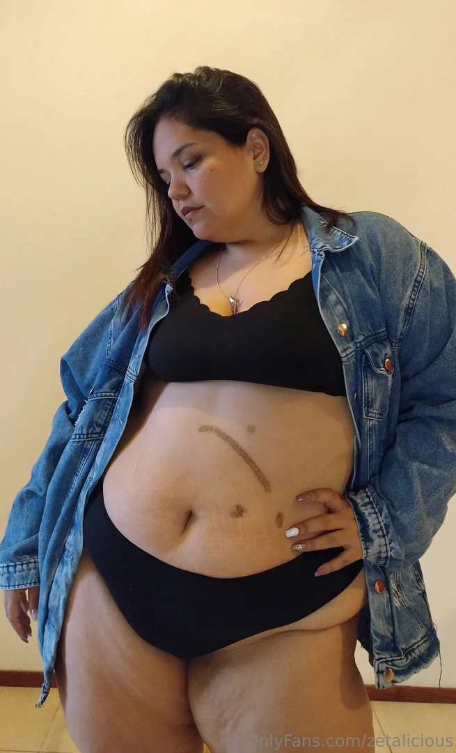 I am beautiful sexy and complete 