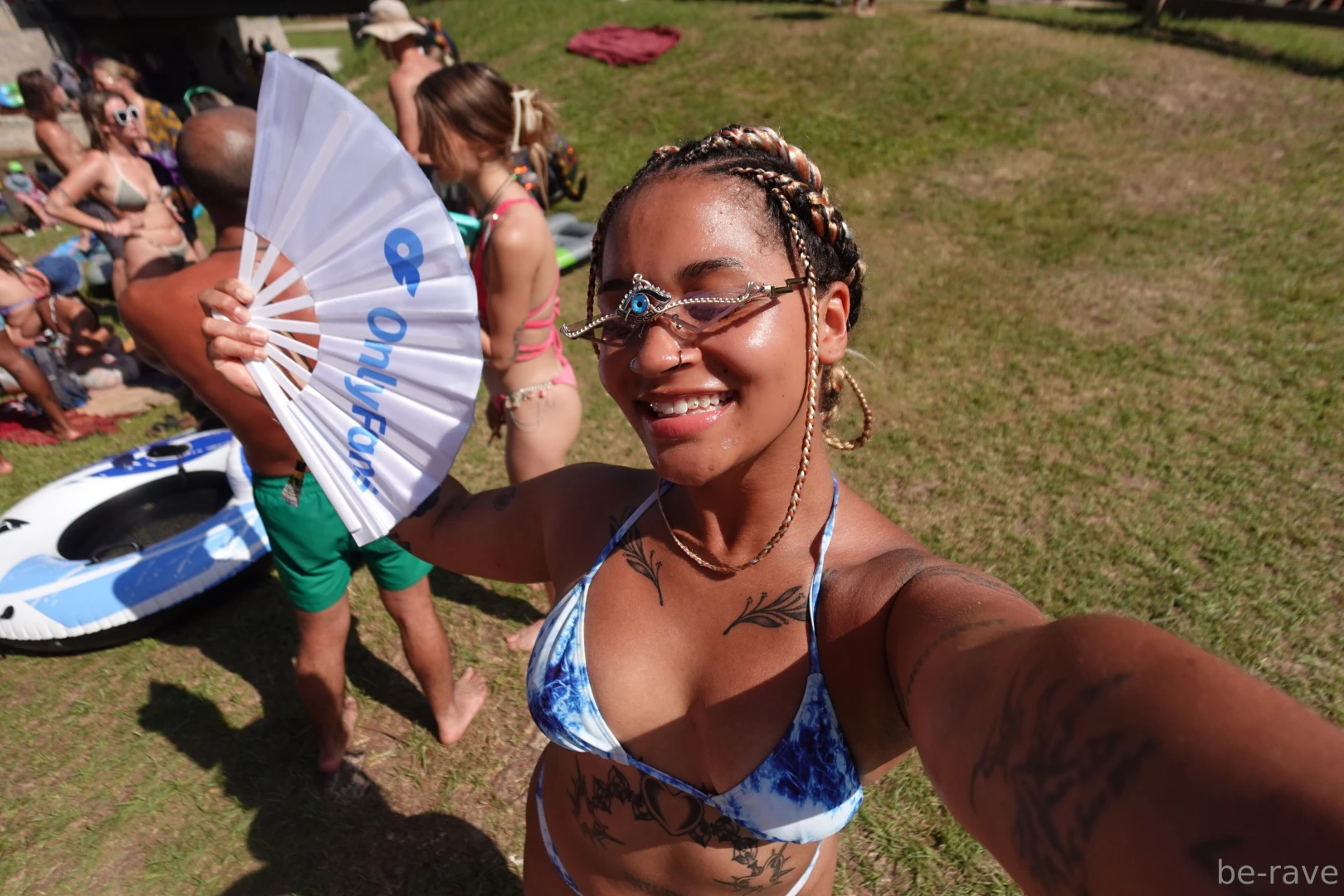 Love my merch with a side of mommykattfree part 2 