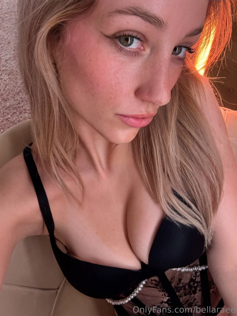 I bring good vibes and bad ideas 