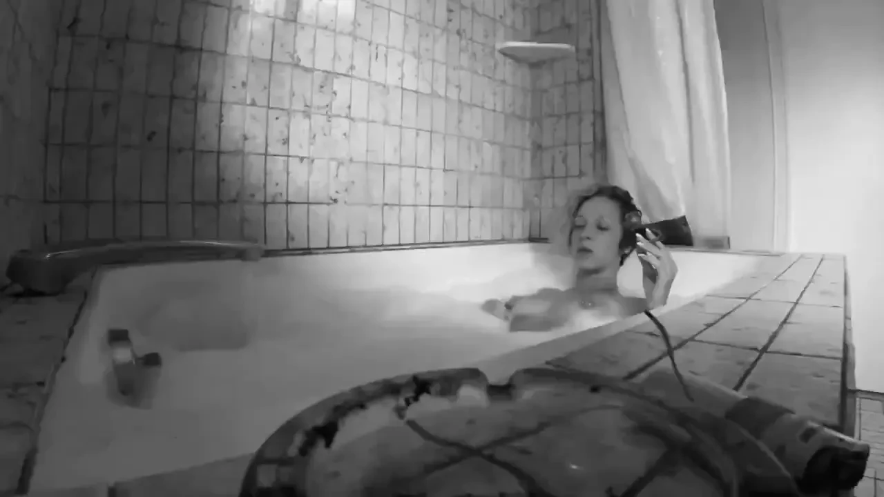 Kickboxing kicked my ass soaking in epsom salt 