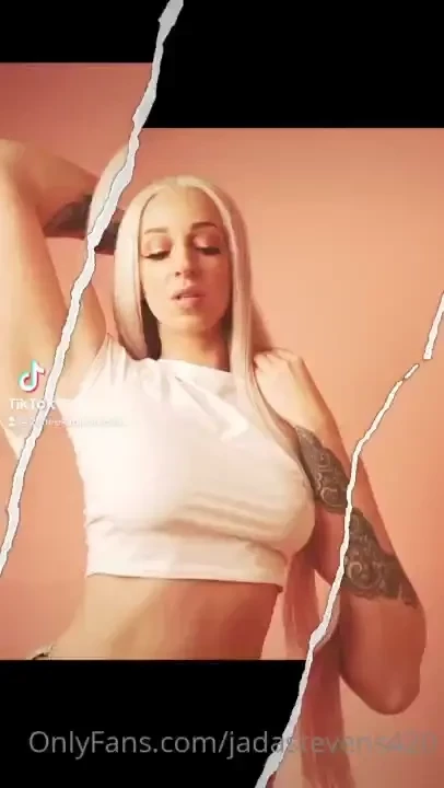 I finally did it i made a tiktok follow me 2cheekzbackagain 