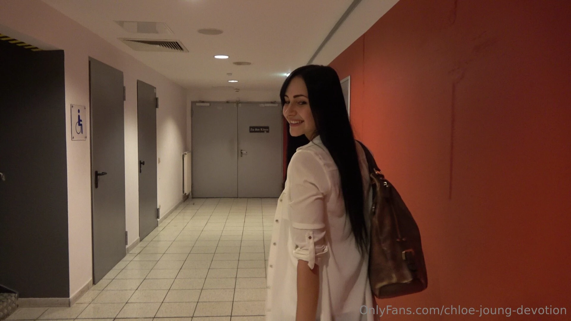 Video - 5 01 minuten lang dreist im kino gefickt diesmal habe ich mir 