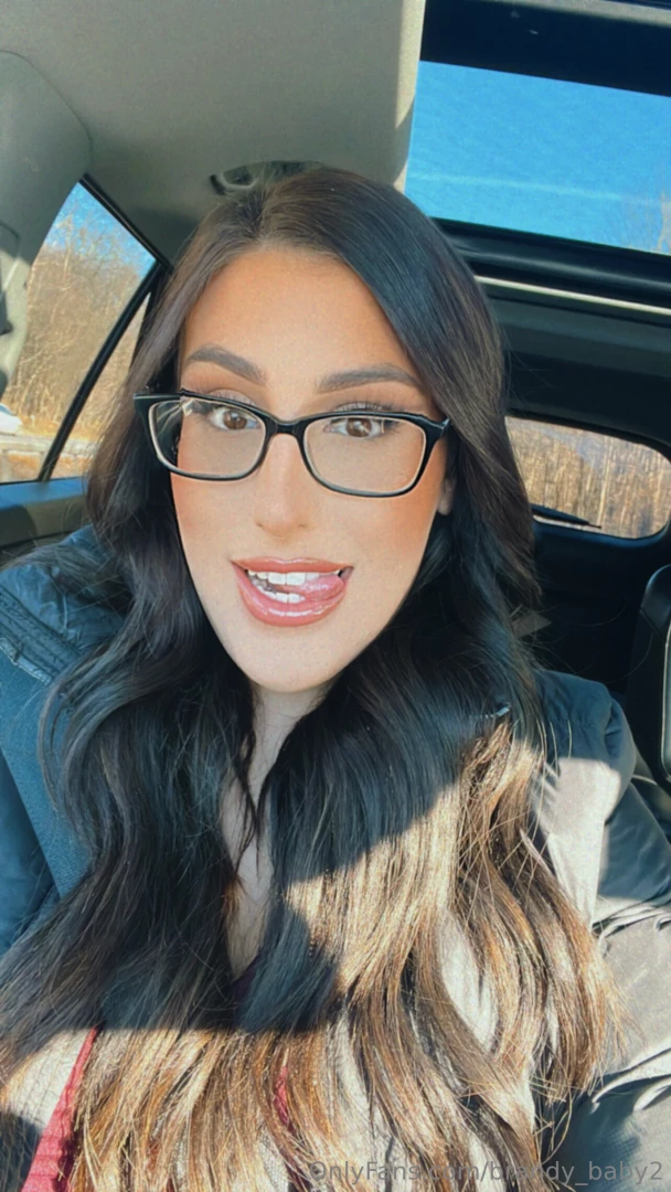 Can i brighten up your day like the sun brightens up the sky 