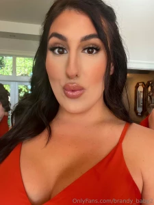 You can t go to bed without a good night kiss