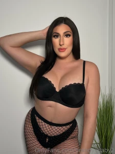 Celebrate your curves flaunt your style