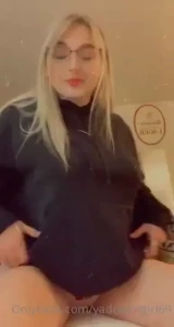 Comment your dick size